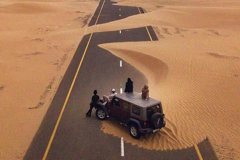 Road to downtown Dubai